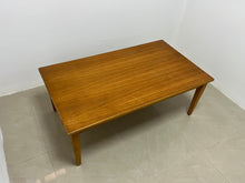 Load image into Gallery viewer, Coffee Table